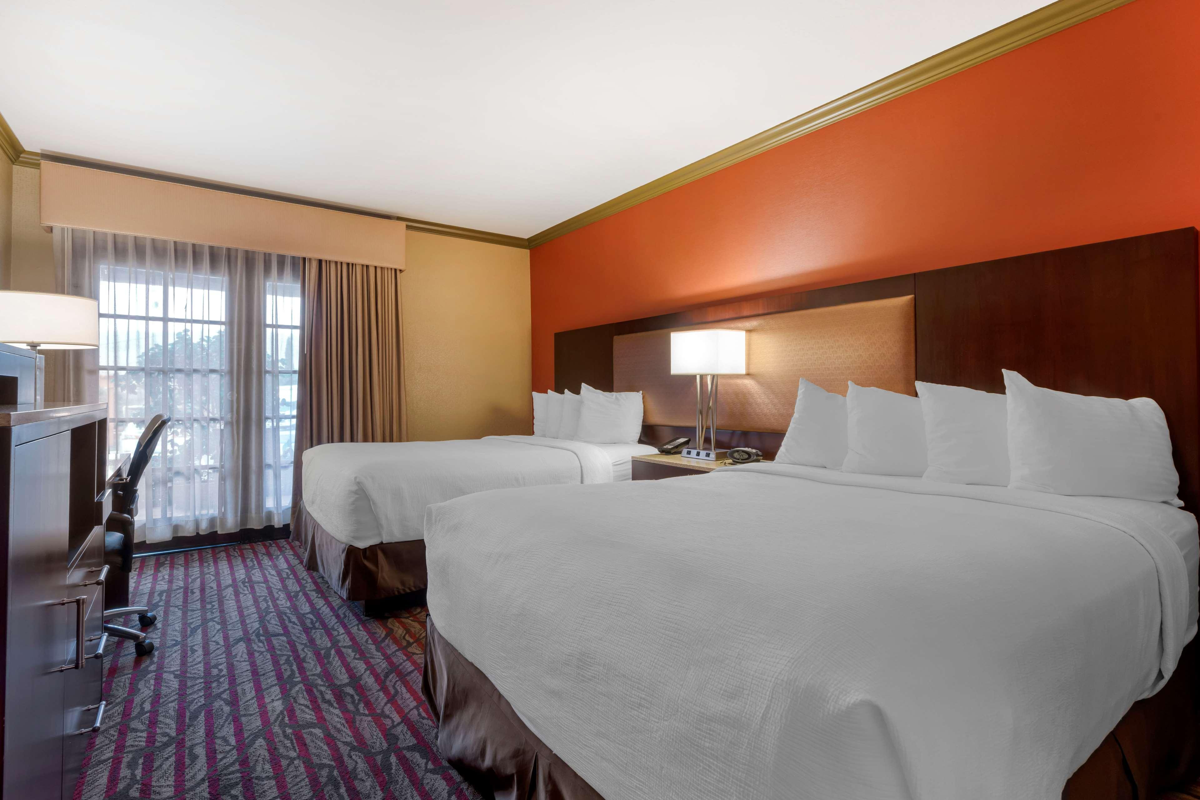 Best Western Plus Brookside Inn Milpitas Εξωτερικό φωτογραφία